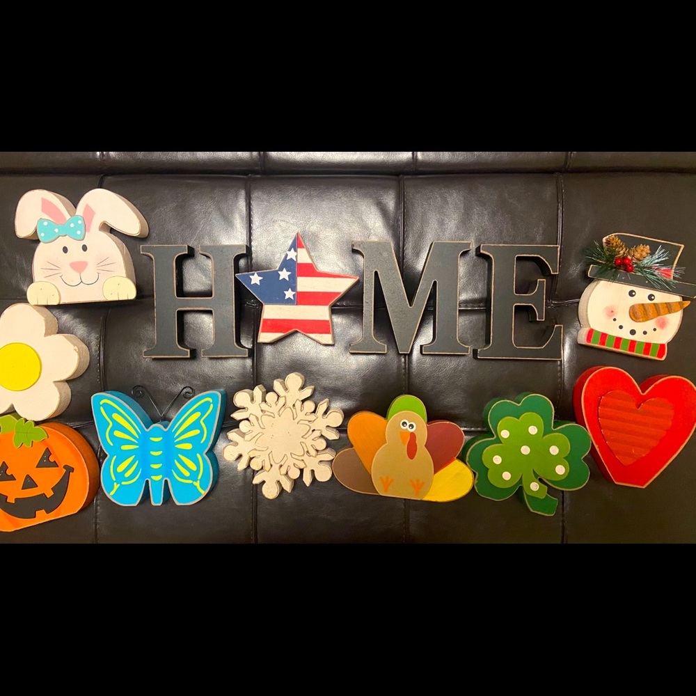 “HOME” Holiday Sign